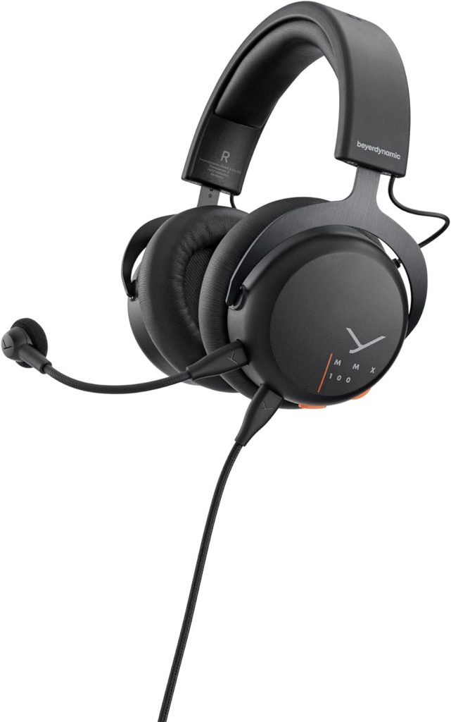 Beyerdynamic MMX 100 closed over-ear gaming headset in black with META voice microphone, excellent sound for all gaming devices